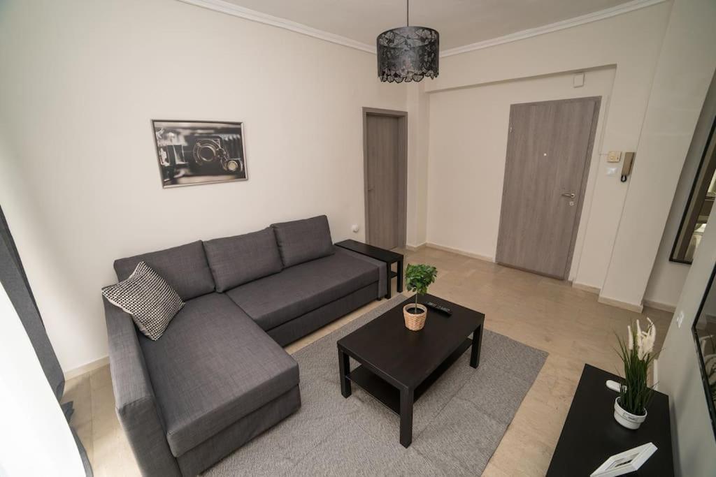 Markopoulosapartments Nea Moudania Exterior foto